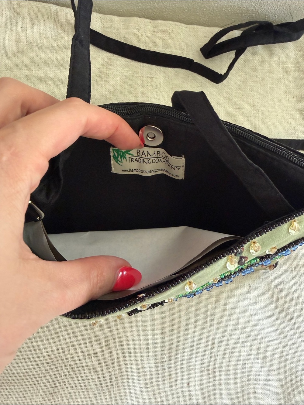 Club Bag Blue Dragonfly Embroidered Beaded Wristlet Crossbody NWT - Picture 6 of 10